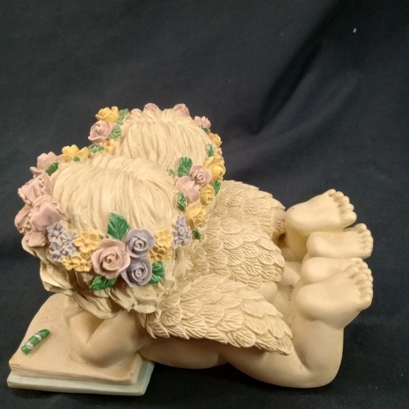 Vintage Angel Cherub Dreamsicle
Music Box  to Paddington's Lullaby - Picture 4 of 7